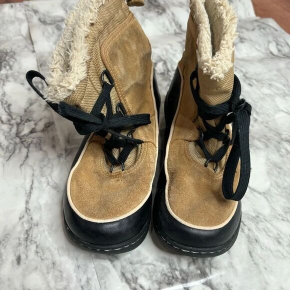 Sorel Tivoli III snow Boots tan brown winter size 4 - Picture 2 of 7